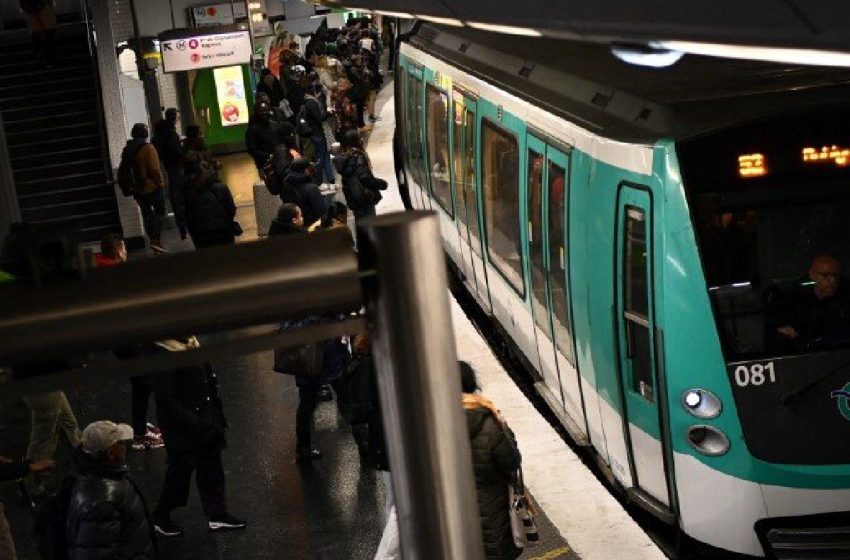 France: une femme meurt happée par une rame du métro