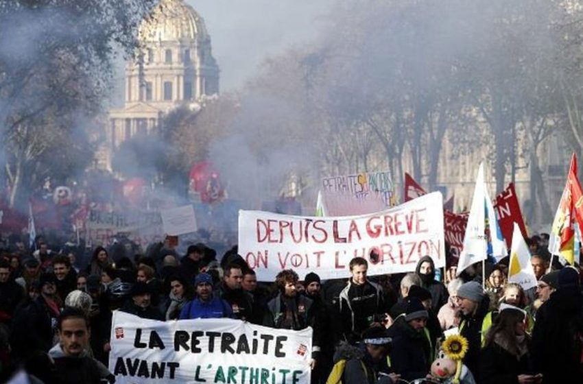 France: 200 manifestants blessés lors des manifestations du 1er Mai