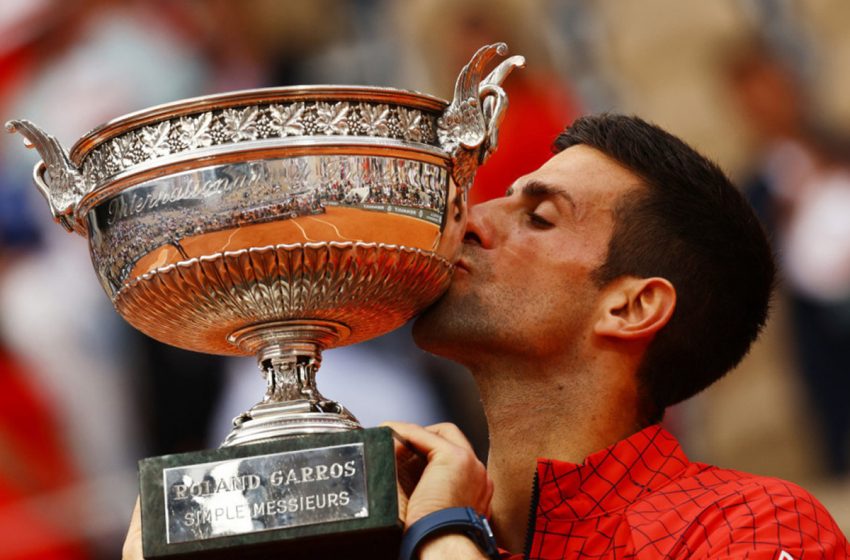  Djokovic redevient N.1 mondial, Nadal disparaît du Top 100