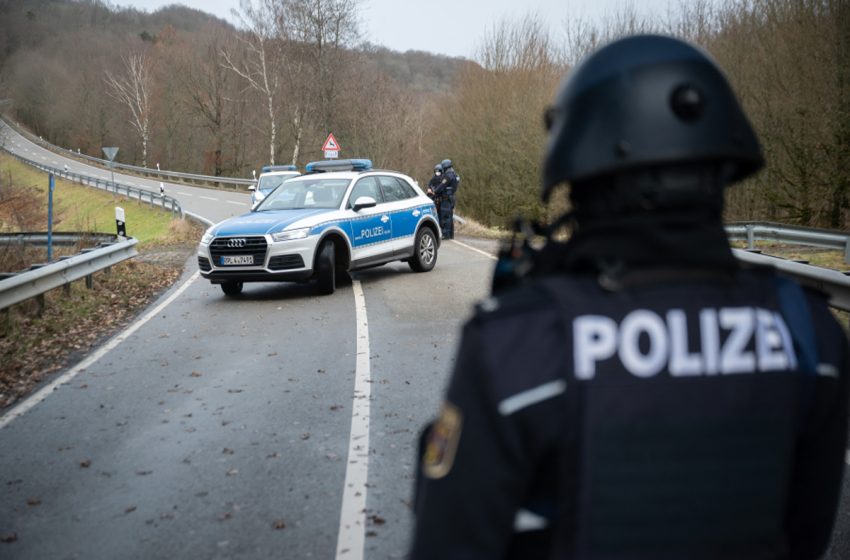 Allemagne: 50 policiers blessés en marge d’un match de Bundesliga à Francfort