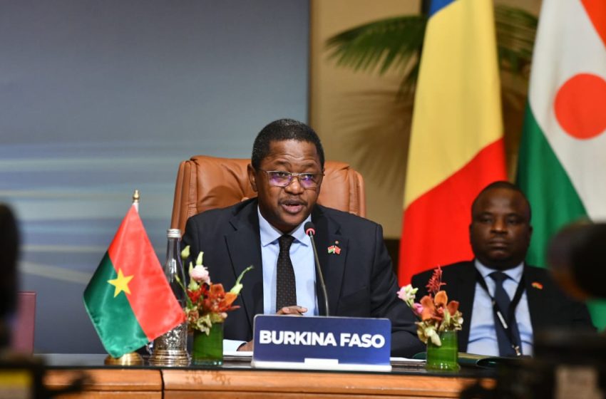  Ministre burkinabè des AE: L’Initiative atlantique de SM le Roi, un puissant levier de transformation des économies du Sahel et de leur intégration dans l’économie mondiale