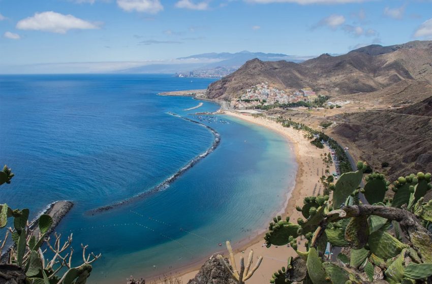 14 employés d’un aéroport de l’île de Tenerife arrêtés pour des vols de valises