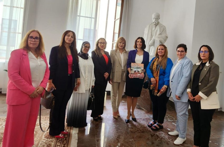 Femmes: L’expérience marocaine saluée à Prague
