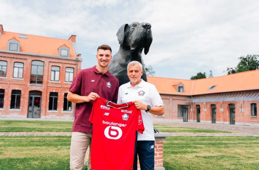 Thomas Meunier signe à Lille