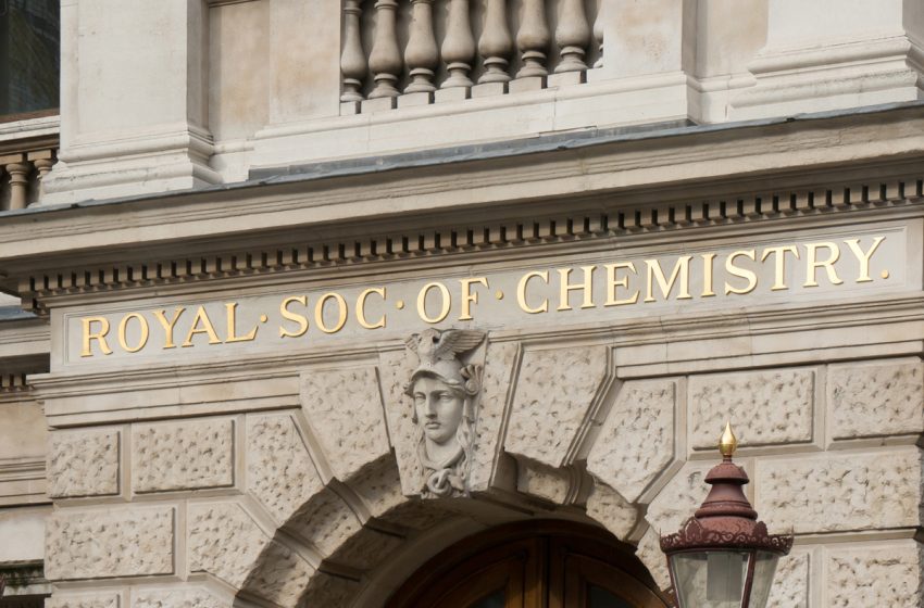  Royaume-Uni : La Marocaine Mama El Rhazi nommée membre honoraire de la ”Royal Society of Chemistry’’