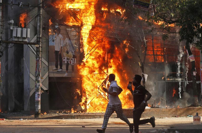 Crise au Bangladesh: L’ONU appelle à la retenue, prône une transition “pacifique”