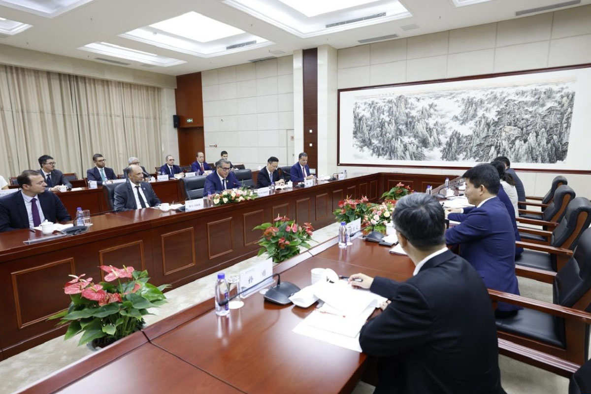 M. Akhannouch s’entretient avec de hauts responsables et opérateurs économiques d’Anhui, deuxième province productrice et exportatrice d’automobiles en Chine