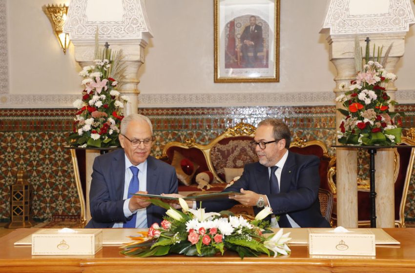  Signature à Rabat d’une convention entre l’Administration de la Défense Nationale et Royal Air Maroc