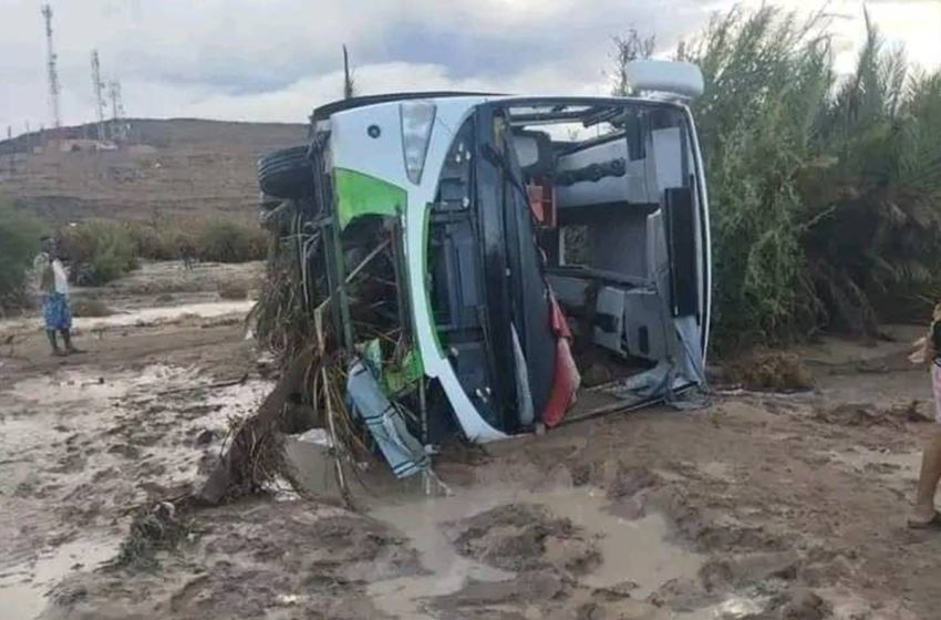  Un autocar emporté par les crues à Oued c, 2 morts et 14 portés disparus (bilan provisoire)