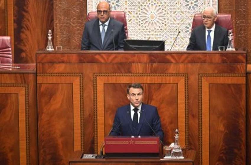 Le Président français prononce un discours devant les membres des deux Chambres du Parlement