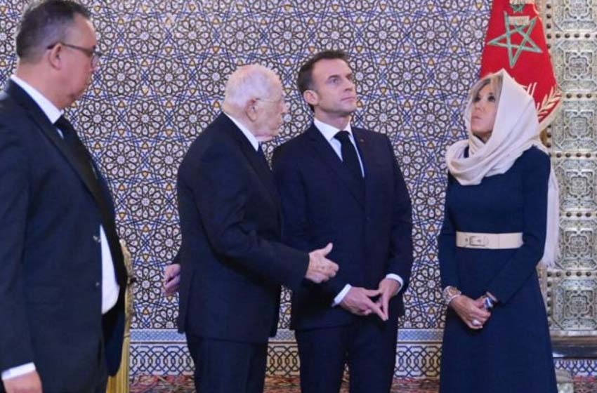 Le Président Macron et son épouse visitent le mausolée Mohammed V