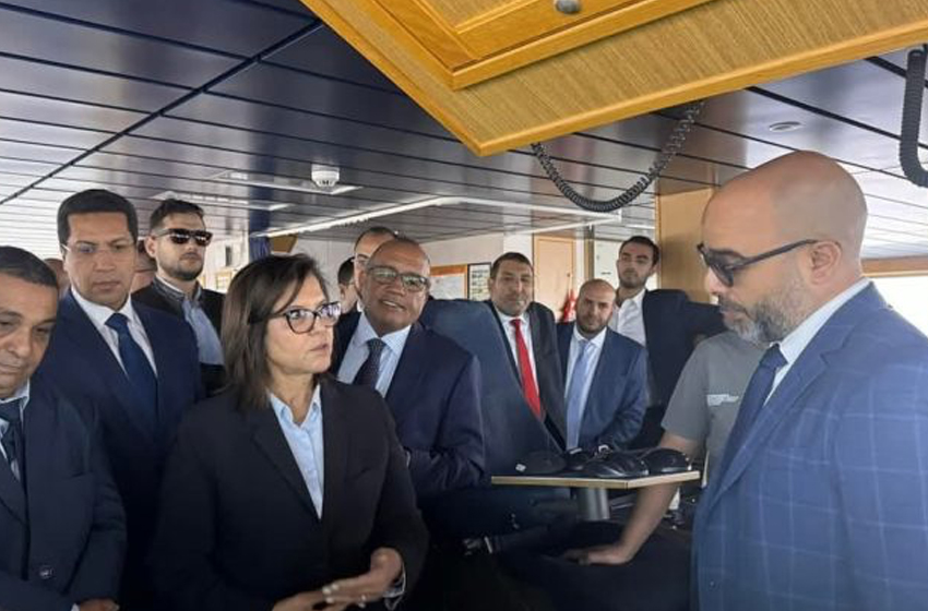 Dakhla: Mme Driouich visite la zone dédiée au déchargement des navires RSW