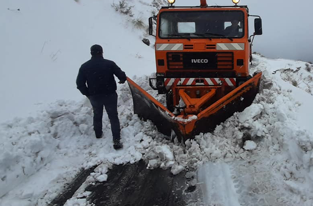 Tanger-Tétouan-Al Hoceima: Forte mobilisation pour la réouverture des routes coupées après les chutes de neige