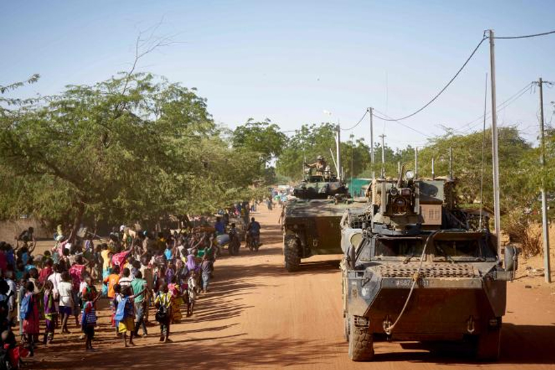 مقتل عشرة من قوات الجيش بوركينا فاسو ومدنيين اثنين في كمين شمال البلاد