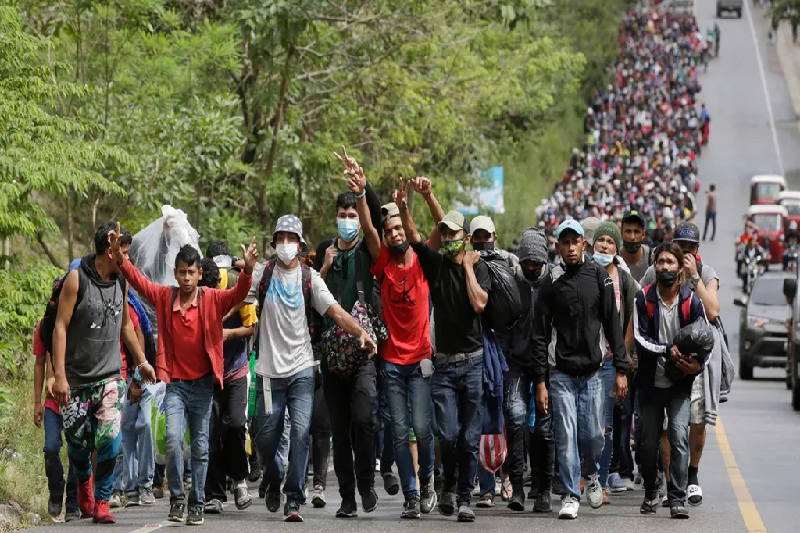 السلطات المكسيكية : تبدء إجراءات ترحيل أزيد من 400 مهاجر