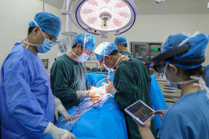  جمعية عملية البسمة بالمغرب تنظم حملة جراحية إنسانية بمستشفى القرطبي بمدينة طنجة