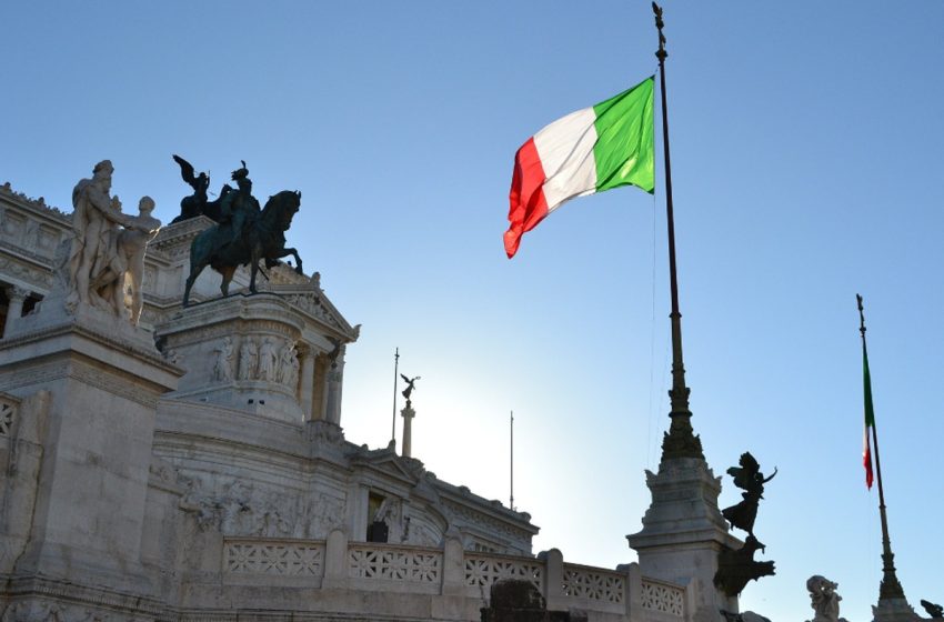 مجلس الجالية المغربية بالخارج ومجلس رجال الأعمال الإيطالي يقدمان الدليل العملي للإقامة في إيطاليا