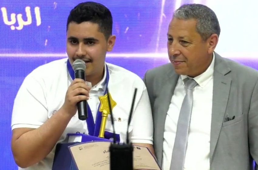 التلميذ يوسف الزهري يتوج بطلا لمسابقة تحدي القراءة العربي على المستوى الوطني في نسختها الثامنة