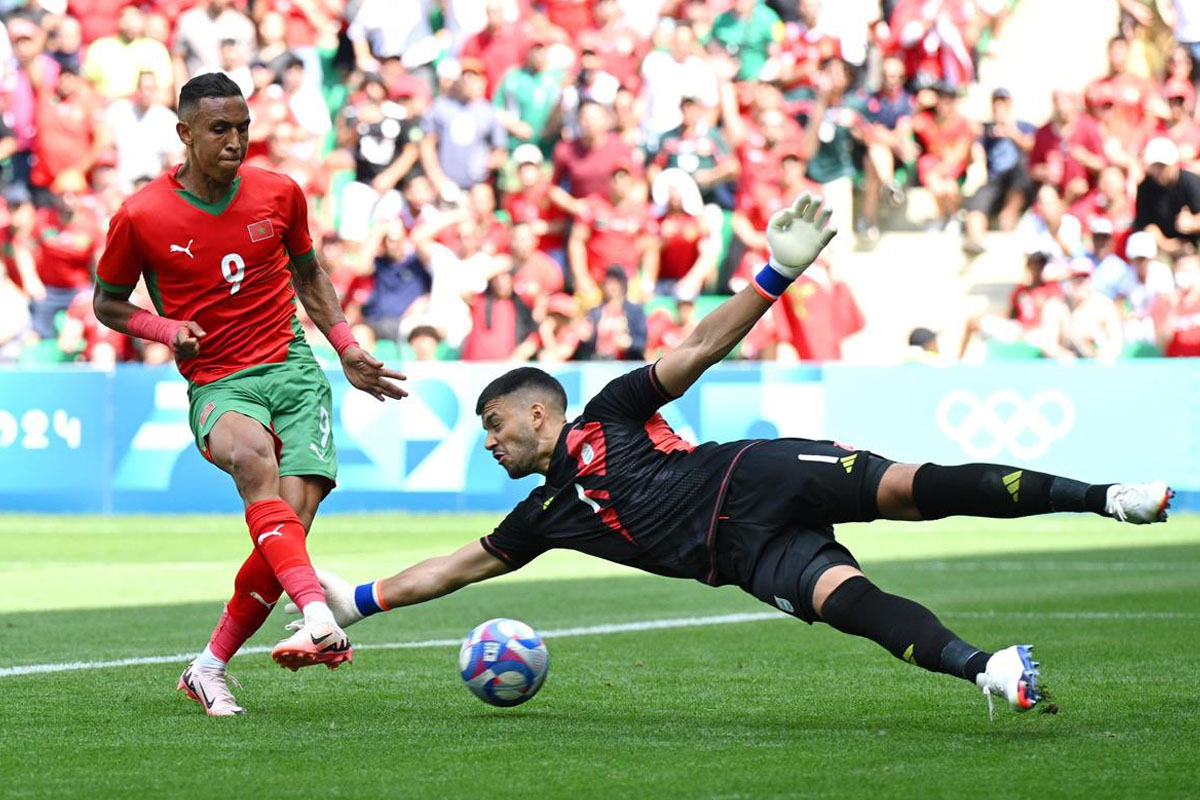المغرب يتقدم على إسبانيا في الشوط الأول من المباراة