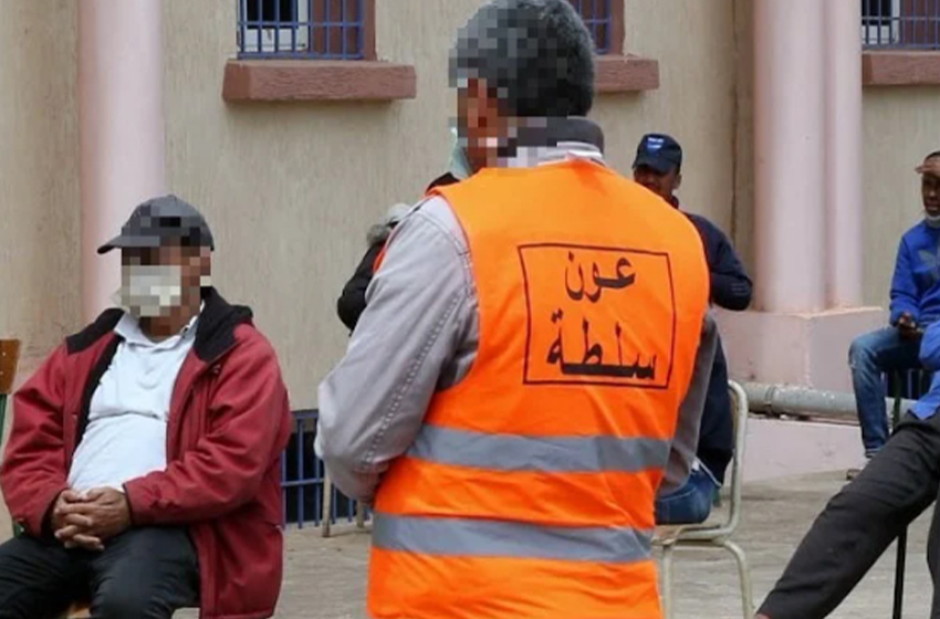 مراكش.. عزل عون سلطة للاشتباه في تورطه في تصوير وتسجيل والمشاركة في وقائع هتك عرض (سلطات محلية)